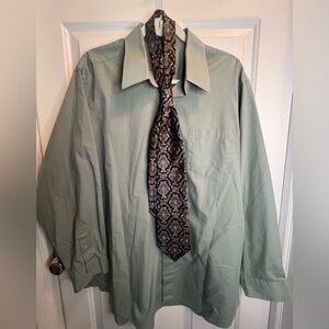 Green Button-Up Shirt with Paisley Tie